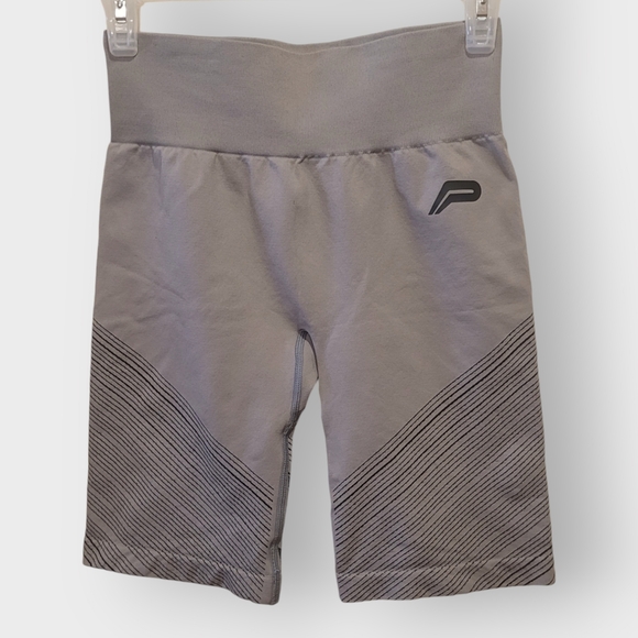 PURSUE FITNESS - Impulse Seamless Shorts - Picture 5 of 10